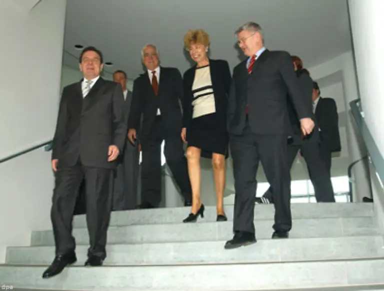 Im-Maerz-2004-war-die-Rehabilitation-perfekt-SPD-und-Gruene-schlugen-sie-fuer-das-Amt-des-Bundespraesidenten-vor
