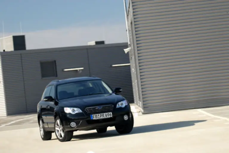 Subaru-Outback-2-5-ecomatic-Comfort-Automatik-79-Punkte-und-vier-Sterne