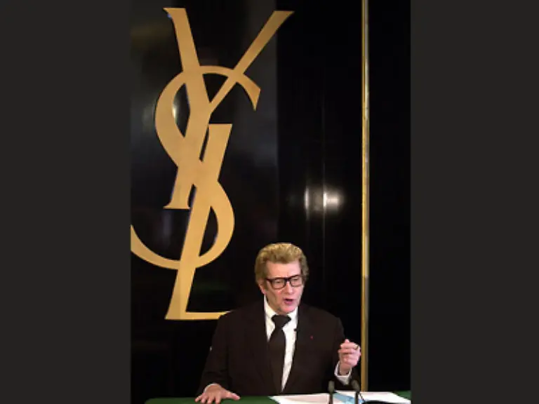 YSL-einer-der-groessten-Modeschoepfer-aller-Zeiten-ist-tot
