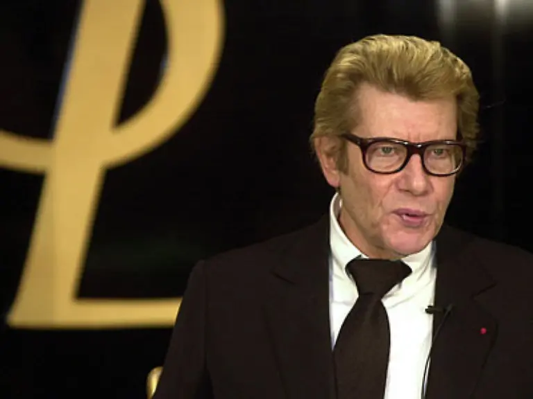 Yves-Saint-Laurent-stirbt-71-jaehrig-nach-langer-Krankheit-in-Paris