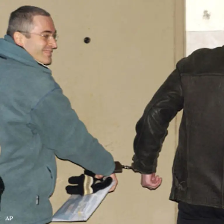 Neben-Unterschlagung-und-Steuerhinterziehung-wird-dem-vermutlich-reichsten-Mann-Russlands-schwerer-Betrug-vorgeworfen