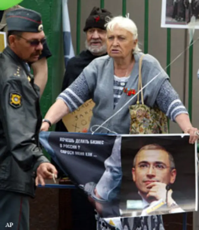 Er-foerderte-Bildungseinrichtungen-gruendete-politikwissenschaftliche-Forschungsinstitute-Sein-Sturz-traf-die-kleinen-Oppositionsparteien-mit-der-Wucht-eines-Erdbebens-schreibt-Sager