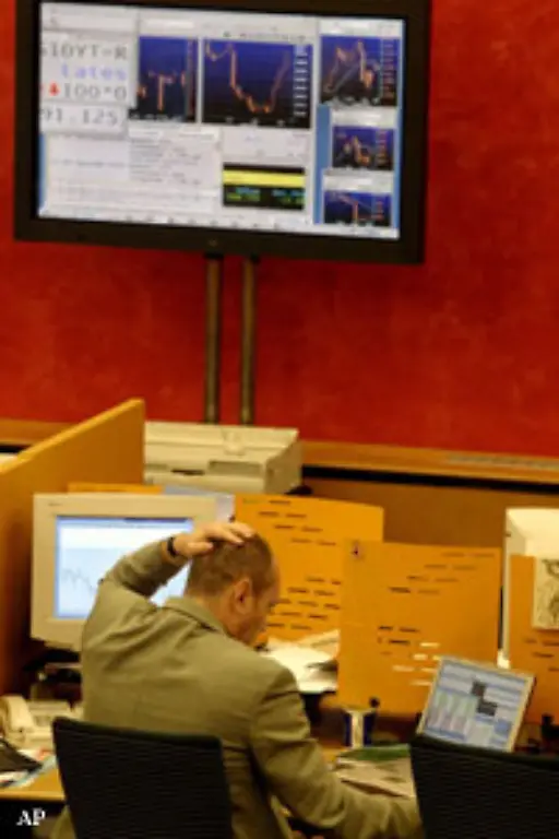 Da-ein-anderes-Gericht-das-Vermoegen-des-Unternehmens-eingefroren-hat-ist-Yukos-nicht-in-der-Lage-fuer-kurzfristige-Steuernachzahlungen-ausreichende-Barmittel-locker-zu-machen