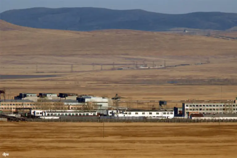 Das-Berufungsgericht-reduziert-die-Haftstrafe-fuer-Chodorkowski-auf-acht-Jahre-Er-tritt-sie-in-einem-Lager-in-Ostsibirien-an-der-Grenze-zu-China-an