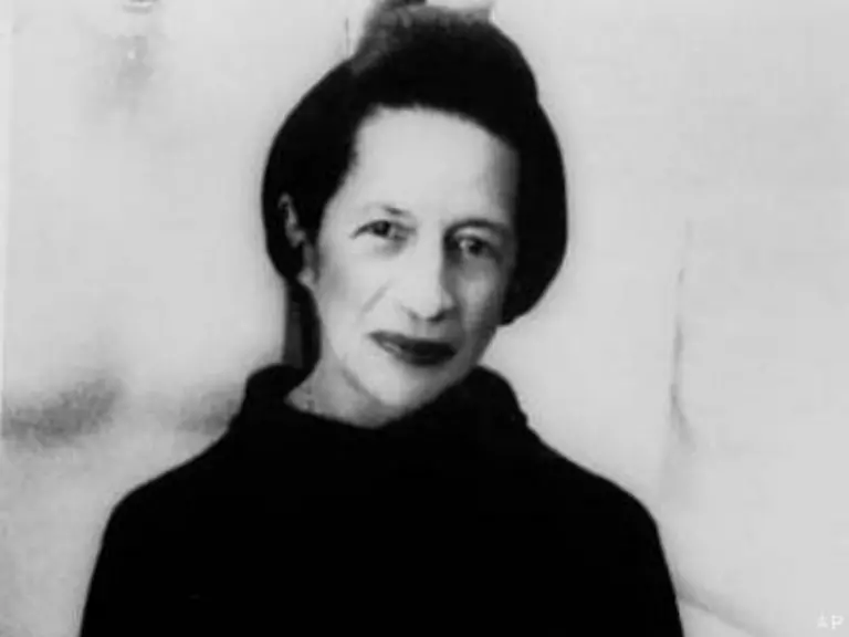 Diana-Vreeland-Chefredakteurin-der-Zeitschrift-Vogue-schreibt-ueber-ihn