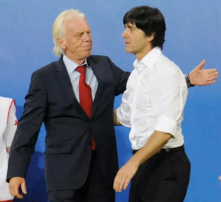 Polens-Coach-Leo-Beenhakker-erkannte-die-Ueberlegenheit-des-Gegners-an-betonte-aber-Ein-Grossteil-des-Spiels-haben-wir-auf-einem-Niveau-mit-der-deutschen-Mannschaft-gespielt-Ich-habe-einen-Moment-gedacht