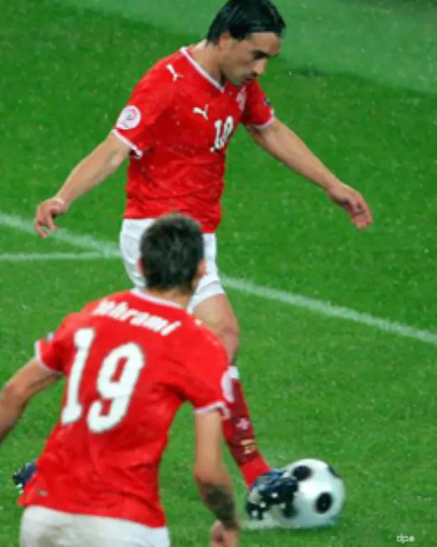 des-Baseler-Stadions-in-den-Fuenf-Meter-Raum