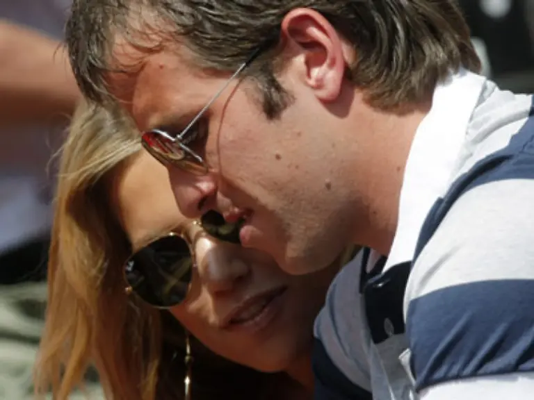 Dann-schiessen-mir-immer-wieder-die-Traenen-in-die-Augen-plauderte-sie-in-ihrer-Bild-Kolumne-Immer-wieder-werde-ich-auf-der-Tribuene-schwach