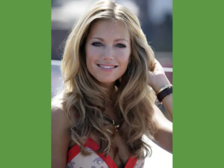 Nach-dem-fulminanten-3-0-von-Oranje-gegen-Luca-Tonis-Italien-stand-die-Niederlaenderin-mit-dem-wallenden-Haar-auf-ihrem-Sitz-Als-ihr-Gatte-mal-wieder-nicht-zu-halten-schien-beim-Hamburger-SV