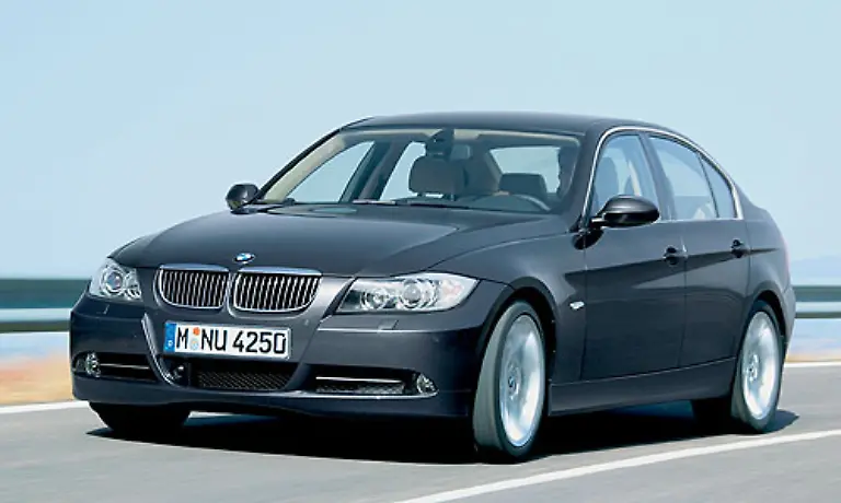Modell-BMW-335i-Leistung-306-PS-Verbrauch-9-1-l-100-km-Leergewicht-1610-kg-CO2-Emission-218-g-km-Zielwert-EU-145-g-km-Differenz-73