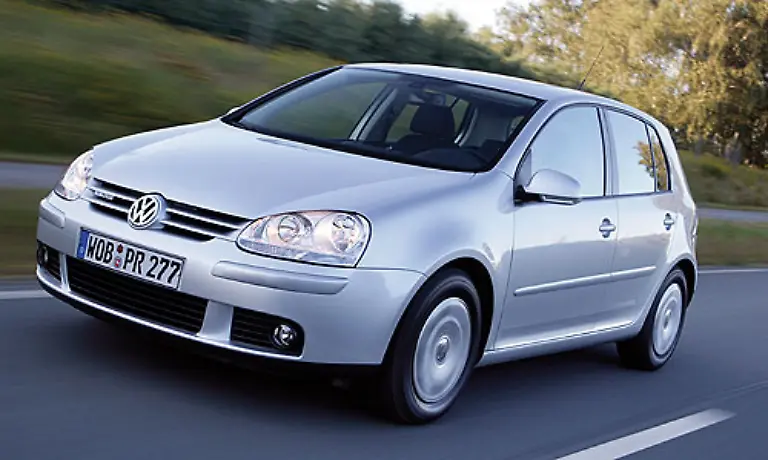 Modell-VW-Golf-BlueMotion-Leistung-105-PS-Verbrauch-4-5-l-100-km-Leergewicht-1324-kg-CO2-Emission-119-g-km-Zielwert-EU-132-g-km-Differenz-13
