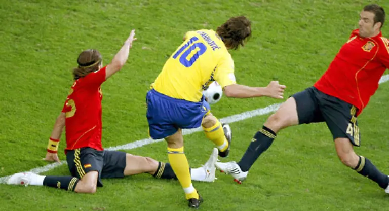 sicherte-sich-Spaniens-Sergio-Ramos-lieber-einen-Platz-in-der-ersten-Reihe-und