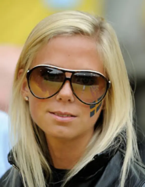 Die-schwedischen-Fans-belohnten