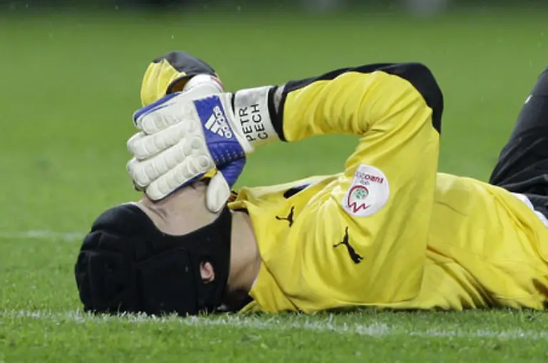 Dass-es-noch-zur-Wende-in-einem-schon-verlorenen-Spiel-reichte-hatten-die-inzwischen-ueberlegenen-Tuerken-dem-Tschechen-Petr-Cech-zu-verdanken