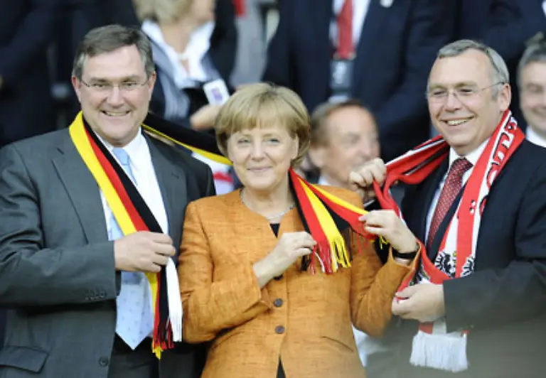 und-eigentlich-auch-gerade-Besseres-zu-tun-hatte