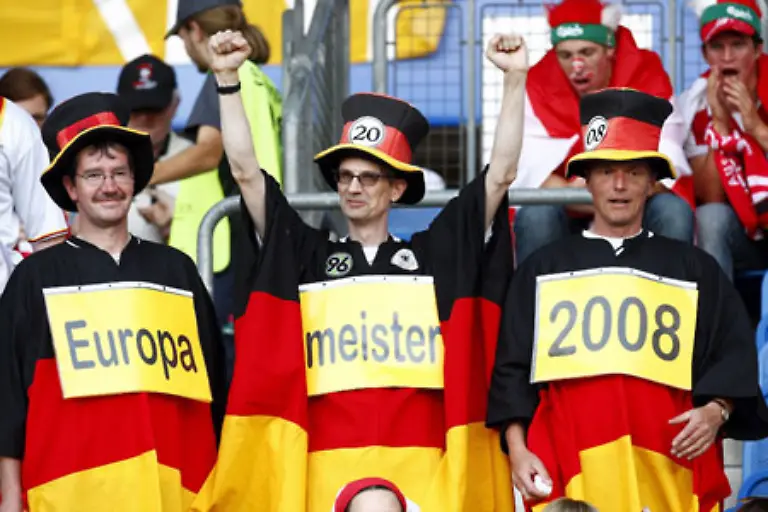und-anderweitig-ihren-Glauben-an-den-EM-Gewinn-zum-Ausdruck-brachten