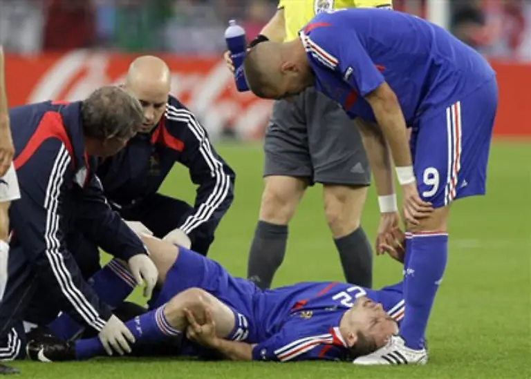 Dabei-verletzte-sich-der-Bayern-Star-selbst