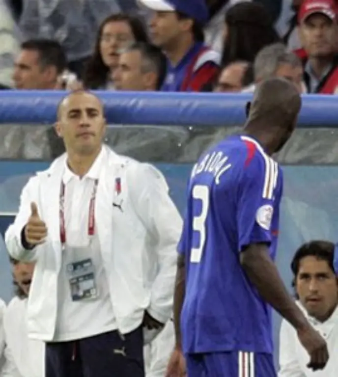 und-Abwehrspieler-Eric-Abidal-beraubten-Franzosen-weiter-spielbestimmend