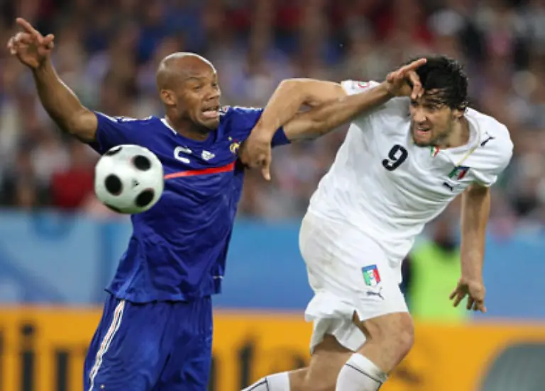 sondern-auch-einen-Miroslav-Klose-Tag-gelang-dem-Stuermer-bis-zum-Schluss-trotz-bester-Gelegenheiten-kein-Tor-mehr