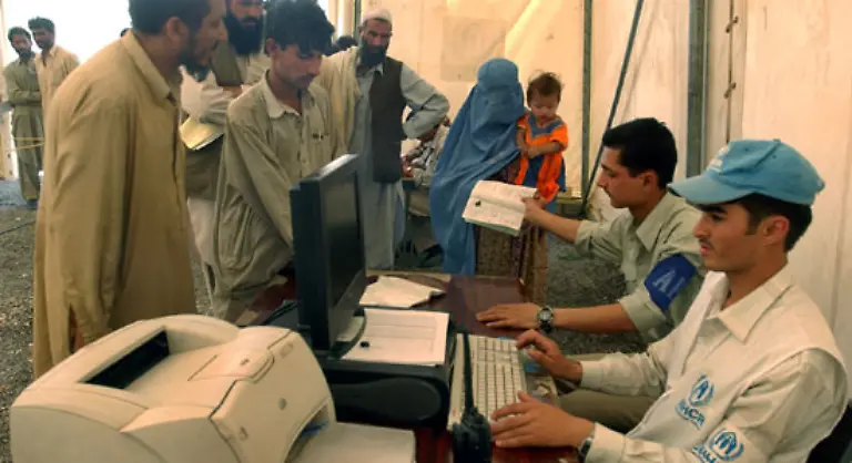 25-Millionen-von-ihnen-wegen-Verfolgung-und-Krieg