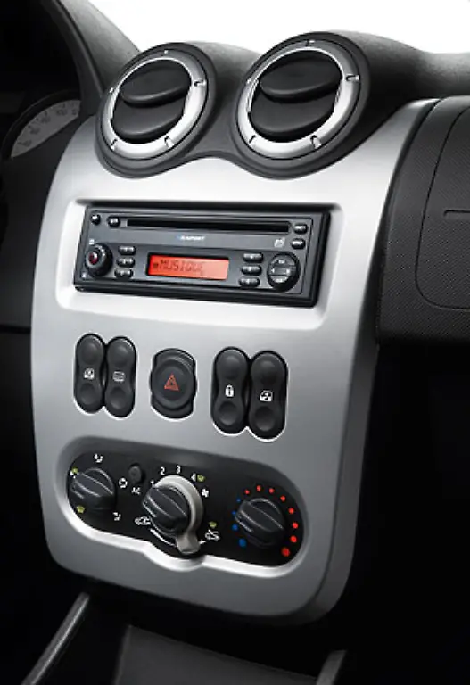 Im-Interieur-hat-Dacia-deutlich-zugelegt-Einige-Elemente-werden-Renault-Stammkunden-bekannt-vorkommen