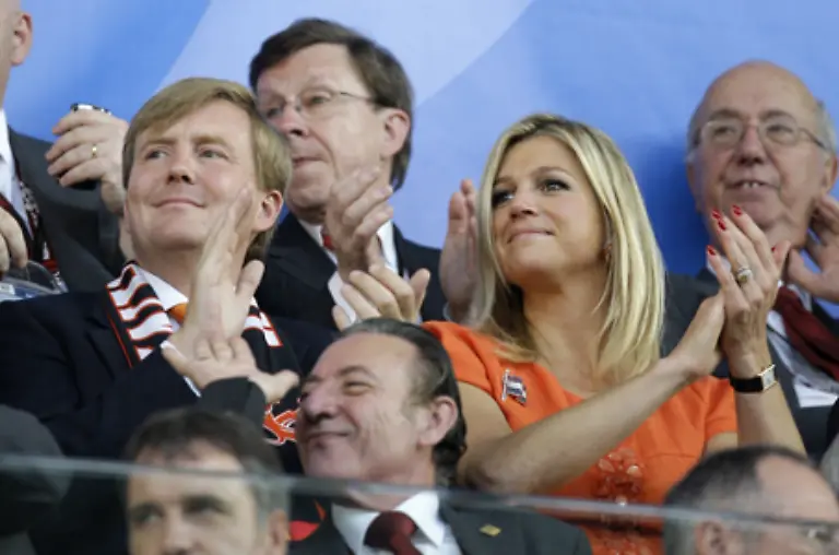 Vor-den-Augen-des-Kronprinzenpaares-Willem-Alexander-und-Maxima-133