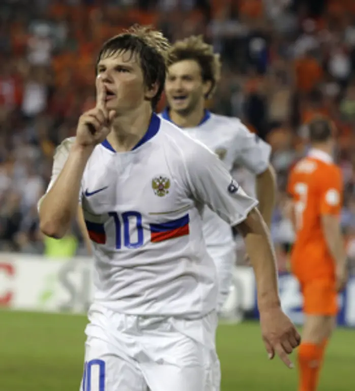 dann-gab-Andrej-Arschawin-in-der-116-der-Niederlande-mit-dem-3-1-endgueltig-den-Rest