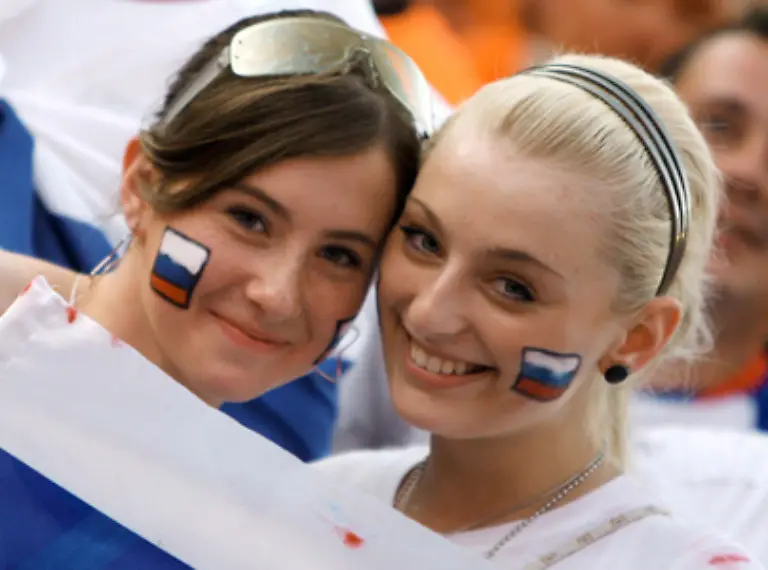 Hauptsache-der-russische-Fussball-zeigt-sich-wieder-wie-heute-von-seiner-schoensten-Seite-Alle-Fotos-dpa-ap