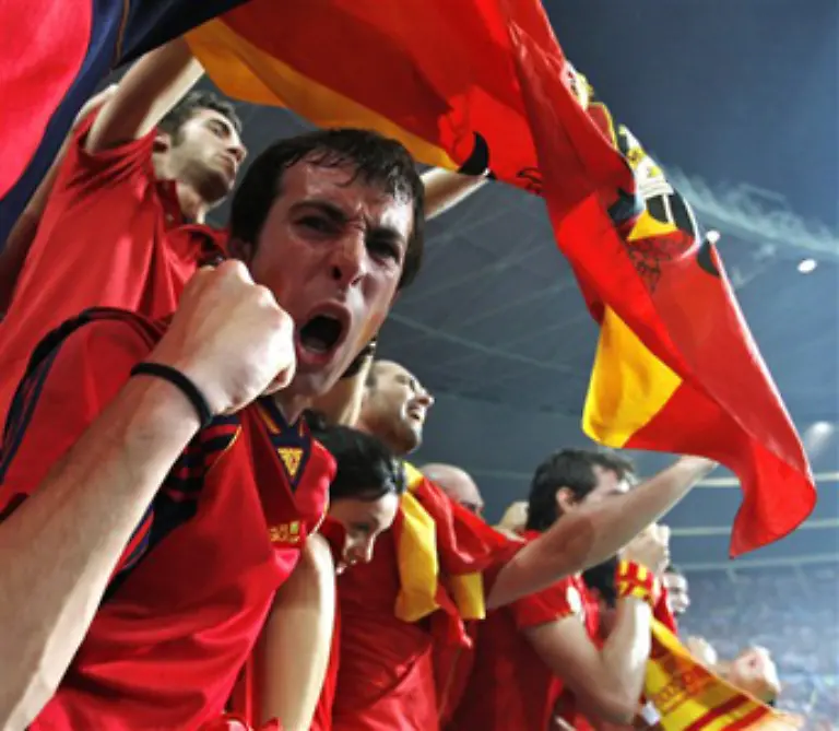 Nach-dem-gluecklichen-Sieg-treffen-die-Spanier-im-Halbfinale-erneut-auf-Russland-das-sie-in-der-Vorrunde-mit-4-1-besiegten