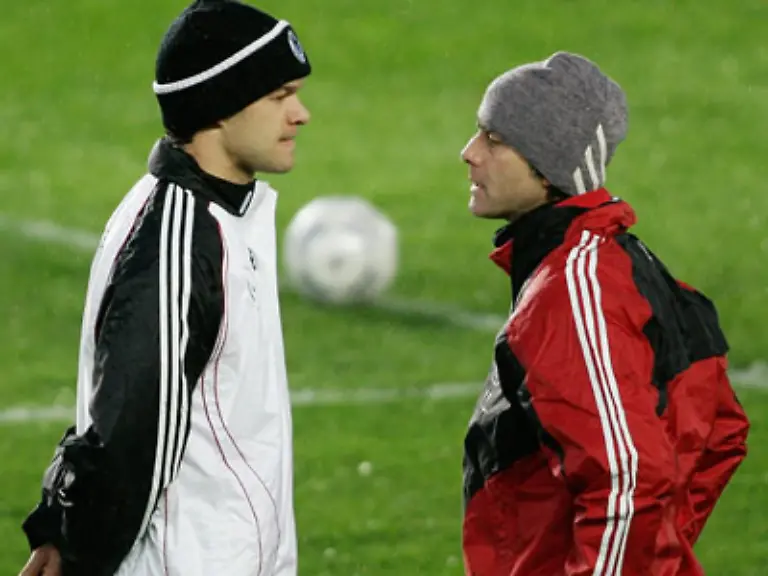 Von-Streiterein-zwischen-Alphatier-Ballack-und-Alphatier-Loew-uebrigens-keine-Spur