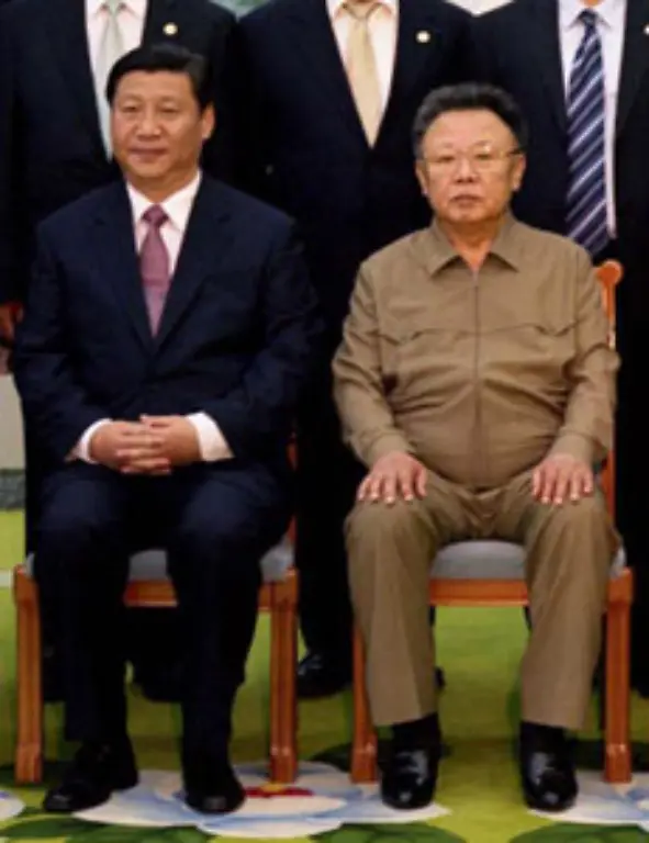 bewegt-sich-Nordkoreas-Machthaber-Kim-Jong-Il-r-auf-die-USA-zu