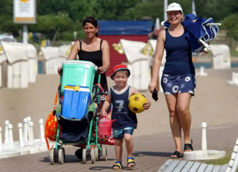 Bevor-Sie-sich-allerdings-beschweren-weil-Ihr-strandnahes-Hotel-nicht-direkt-am-Meer-liegt-sollten-Sie-nochmal-nachmessen-Als-nah-gilt-naemlich-alles-bis-zu-einem-Kilometer