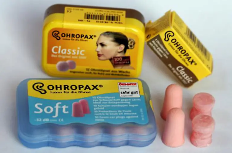 Im-Urlaub-suchen-die-meisten-Menschen-vor-allem-eins-Erholung-Und-die-wird-durch-Laerm-empfindlich-gestoert-Der-Reiseveranstalter-muss-deshalb-vorher-auf-Laermquellen-hinweisen