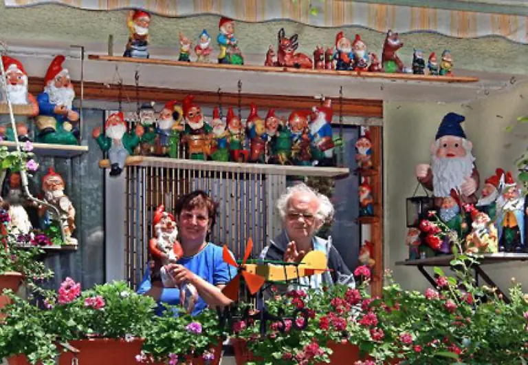 Immerhin-bleiben-ihm-hier-unerfreuliche-Reiseunannehmlichkeiten-erspart-Text-I