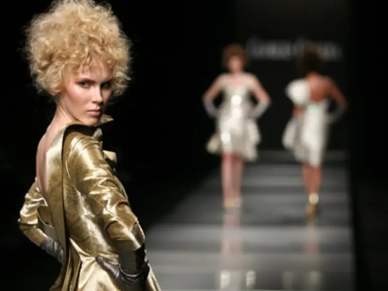 und-goldene-Toene