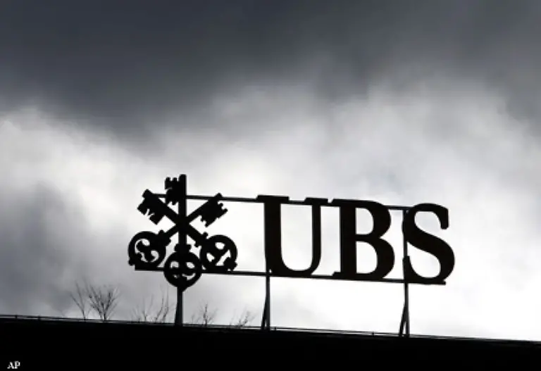 Die-Schweizer-Grossbank-UBS-kuendigt-am-22-Mai-eine-Kapitalerhoehung-von-fast-zehn-Mrd-Euro-an-Damit-summieren-sich-die-gesamten-Kapitalmassnahmen-der-in-Europa-am-haertesten-von-der-Krise-betroffenen-Bank-auf-mehr-als-23-Mrd-Euro