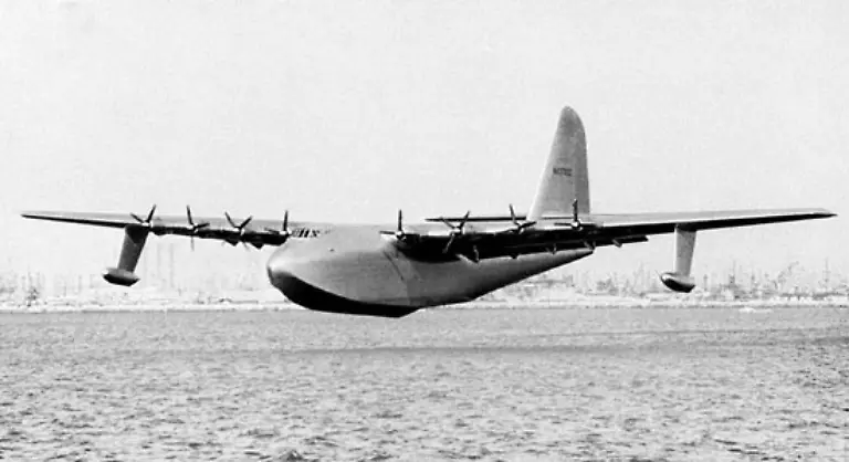 So-fliegt-die-Spruce-Goose-letztlich-nur-ein-Mal-Die-Maschine-steht-heute-in-einem-Museum-im-US-Bundesstaat-Oregon