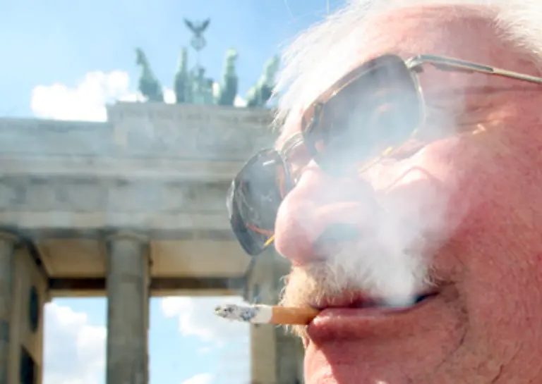 Zudem-ist-Nikotin-fuer-einen-erhoehten-Energieverbrauch-im-Koerper-zustaendig-denn-um-das-suechtigmachende-Gift-abzubauen-benoetigt-der-Koerper-viel-Kraft