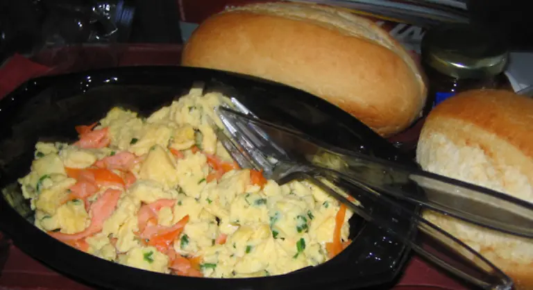 Faengt-der-Fastende-wieder-an-zu-essen-fuellt-der-Koerper-seine-geleerten-Speicher-wieder-auf-Verlorenes-Gewicht-wird-schnell-wieder-zugenommen