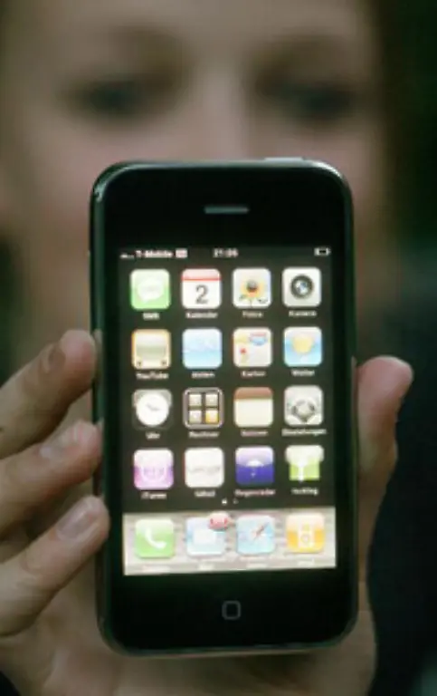 Die-2-Generation-des-iPhones-ist-da-Endlich