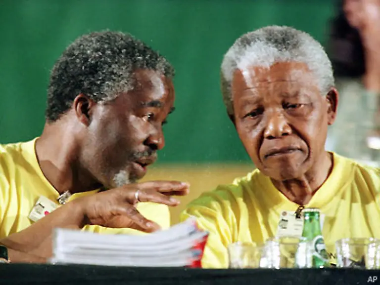 Als-er-im-Juni-1999-das-Zepter-an-Thabo-Mbeki-abgibt