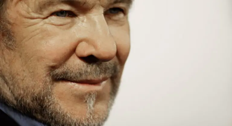 Der-Deutsche-will-immer-den-Jesus-haben-der-auf-die-Schnauze-faellt-und-zugibt-mea-culpa-Daher-Arbeiten-Steuern-zahlen-und-dann-wieder-weg