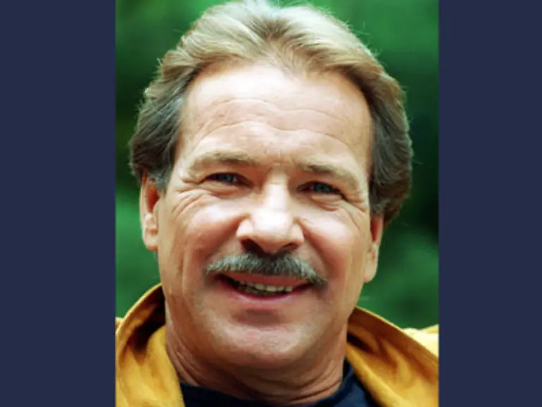 Auf-alle-Faelle-hat-er-mit-dem-1981-geborenen-Ruhrpott-Kommissar-Schimanski-Fernsehgeschichte-geschrieben