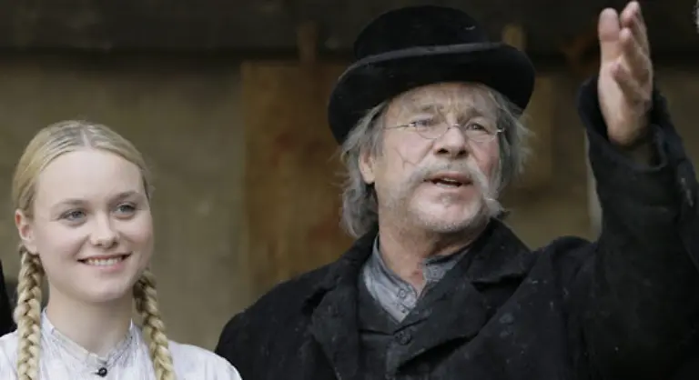 Heute-hofft-George-dass-sein-Vater-sagen-wuerde-Na-Kleener-du-bist-ja-nicht-so-n-schlechter-Schauspieler-wie-ich-anfangs-gedacht-habe