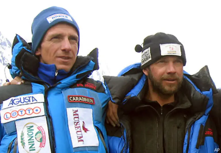 Zusammen-mit-den-Alpinisten-Simon-Kehrer-und-Walter-Nones-wollte-er-den-Nanga-Parbat-besteigen