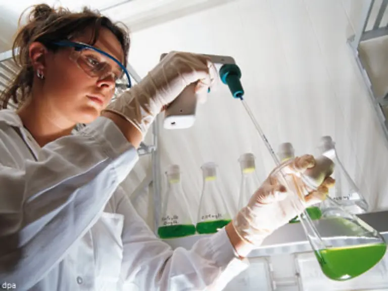 133-1898-stellt-die-Firma-Bayer-in-Deutschland-Heroin-zur-Behandlung-Morphinsuechtiger-her-Es-erweist-sich-als-noch-suchtbildender