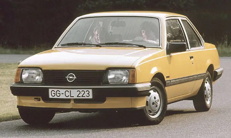 Bei-der-letzten-Neuauflage-des-Ascona-1981-war-schon-die-Handschrift-des-Windkanals-zu-erkennen