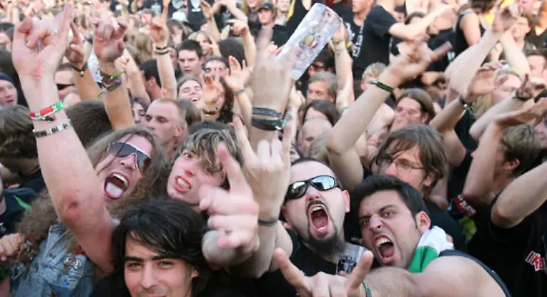 Wenn-dann-noch-Double-Base-Drums-das-Ganze-durchmischen