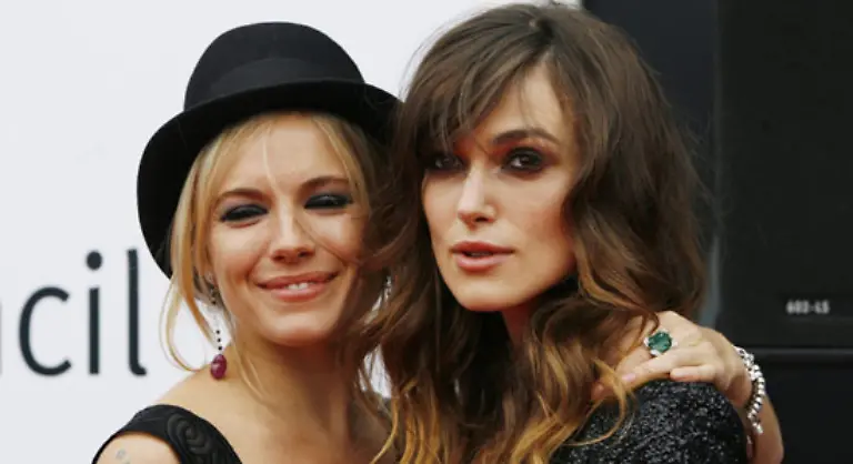 und-auch-wenn-es-so-aussieht-als-ob-sie-sich-mit-Frauen-grundsaetzlich-ganz-gut-versteht