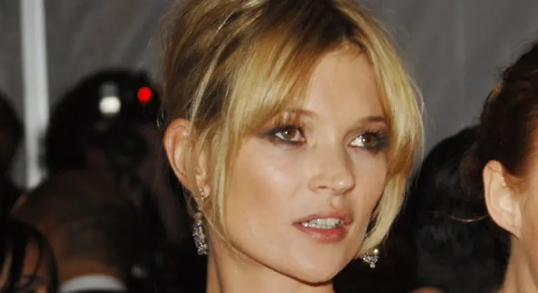 Selbst-Kate-Moss-und-ihre-London-Gang-sind-inzwischen-sauer